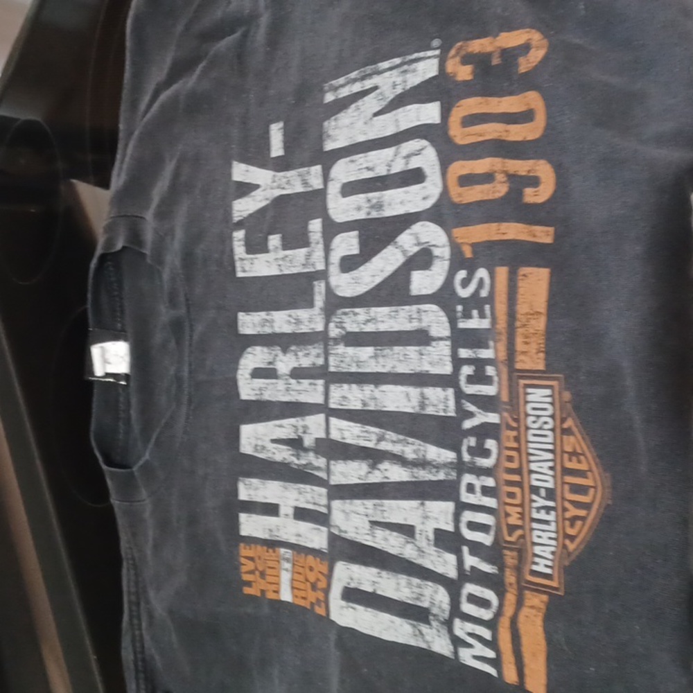 Men's 2XL Harley Davidson t-shirt